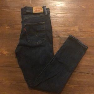 LEVI’S 311 Shaping Skinny - 28